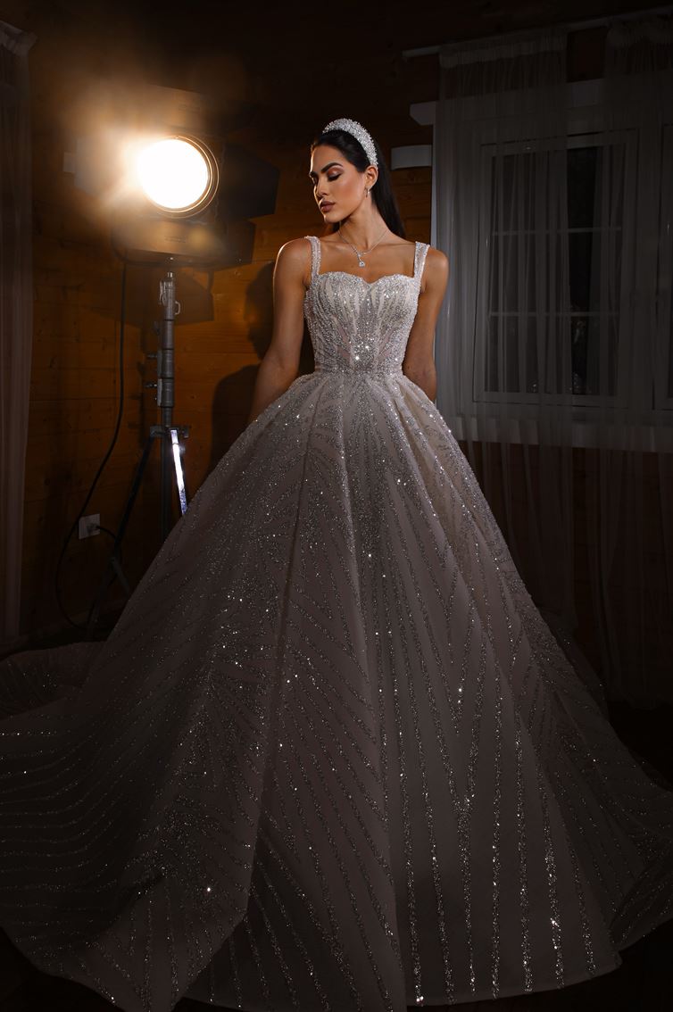 “ ALICIA “ LONG - STRAPS - SWEETHEART - PRINCESS CUT