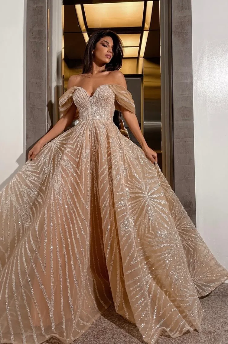 -Ella- Boomerang - princess - off shoulders 