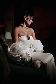 01-2025/Products-Pic-t97335022-weddingdress3.jpg