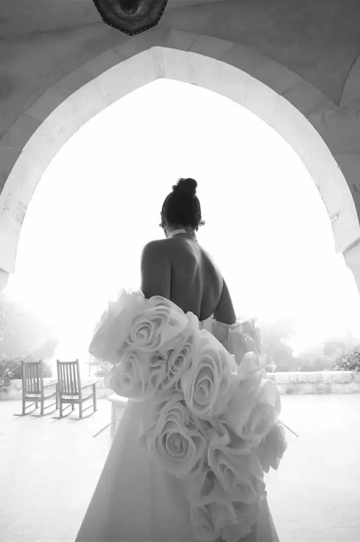 01-2025/Products-PicL-11297251-weddingdress2.jpg