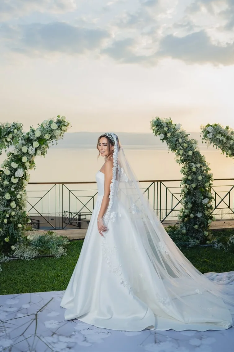 “ADRIANE”- LONG- STRAPLESS- PRINCESS CUT 