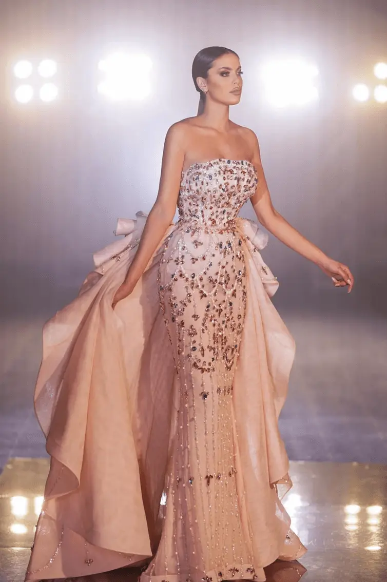 “LOLLIA”- LONG- STRAPLESS- OVERSKIRT