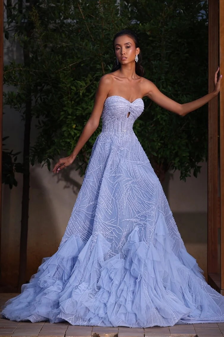 “SWAN”- LONG- CORSET- PRINCESS CUT