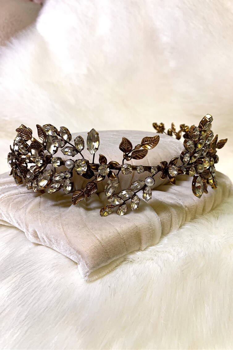 BRONZE HEADPIECE WITH PEARLS AND CRYSTALS