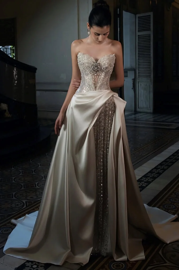“EZABEL“ - LONG - FITTED - HEARTSHAPE 