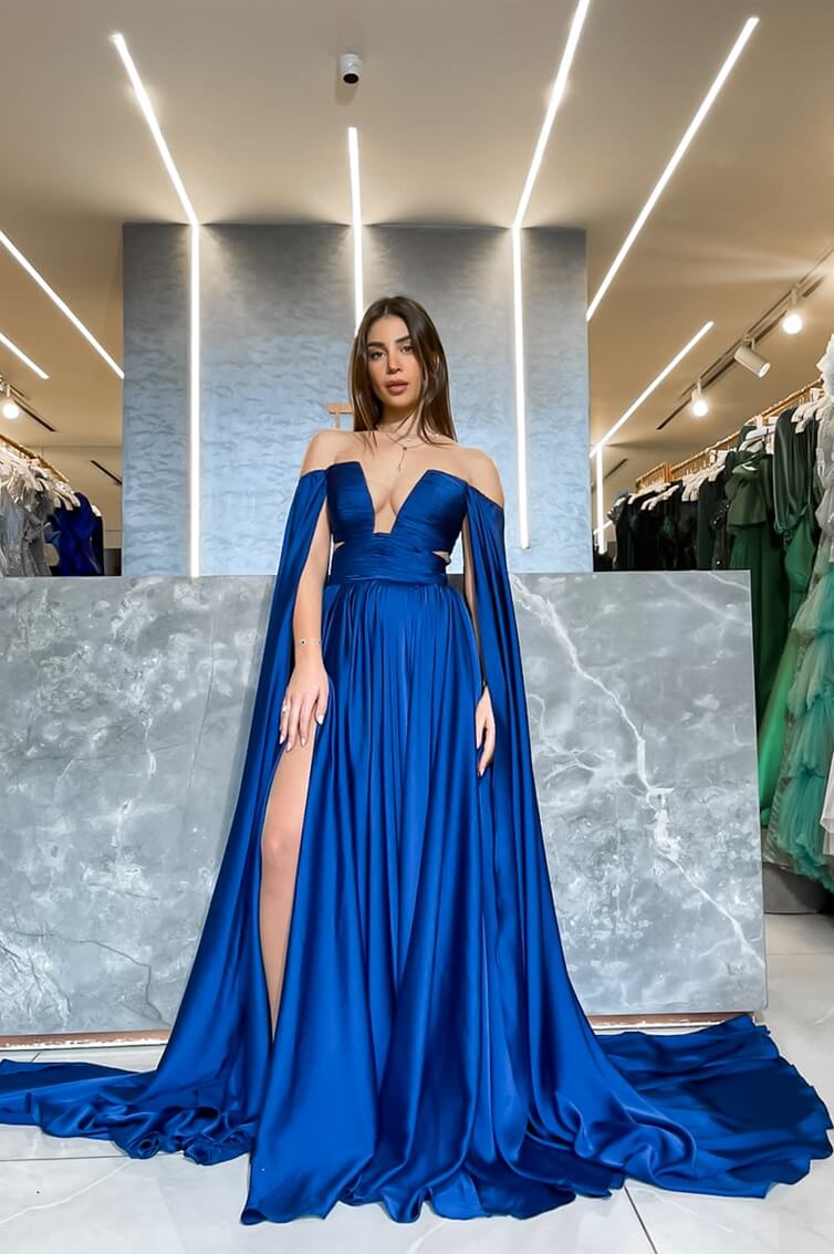 SAPHIRE -LONG -FLOWY--CAPE