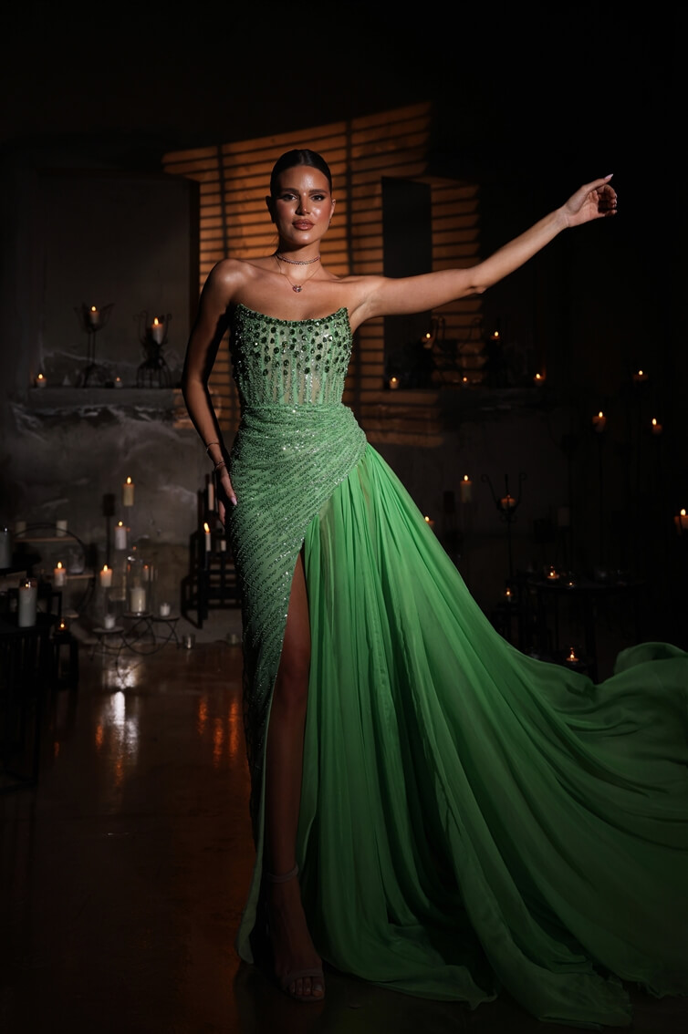 “KENZIE” GREEN - CORSET- MERMAID- OVERSKIRT 