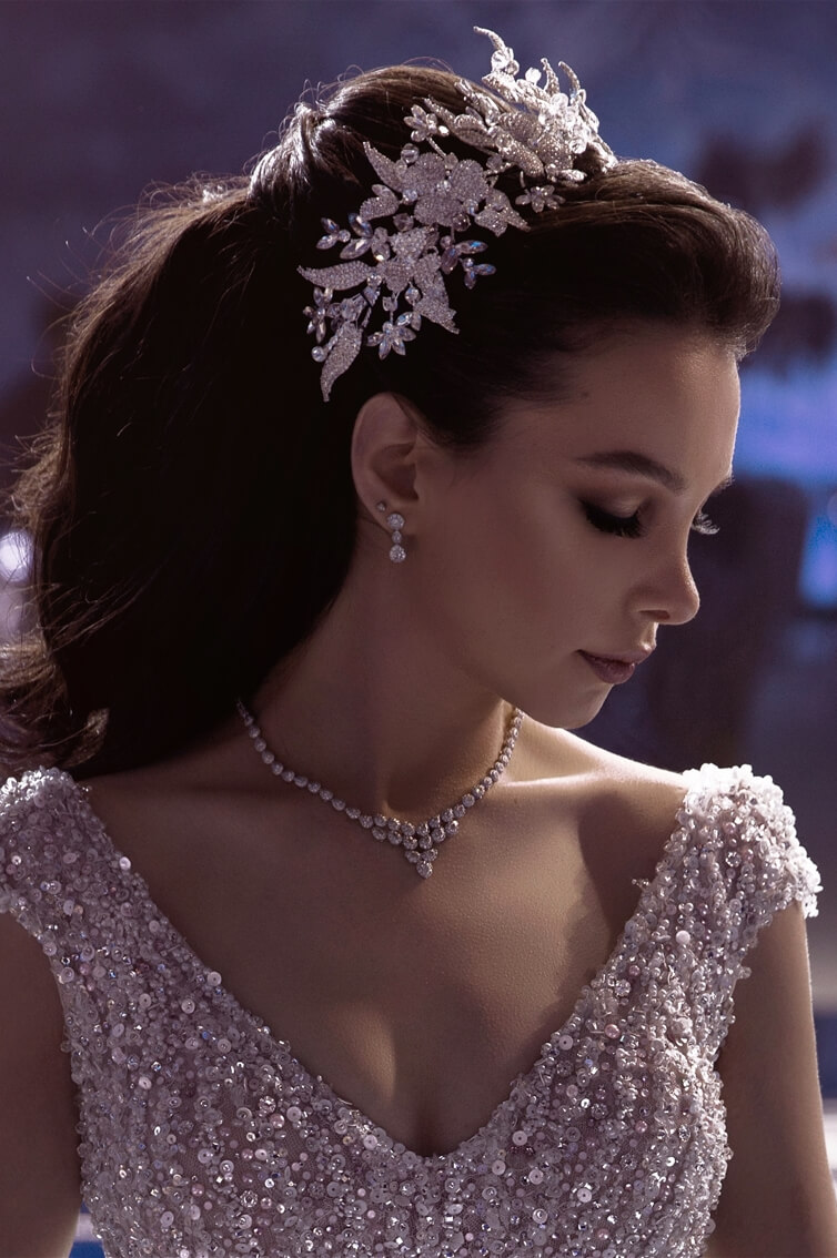 Walid chehab headpiece
